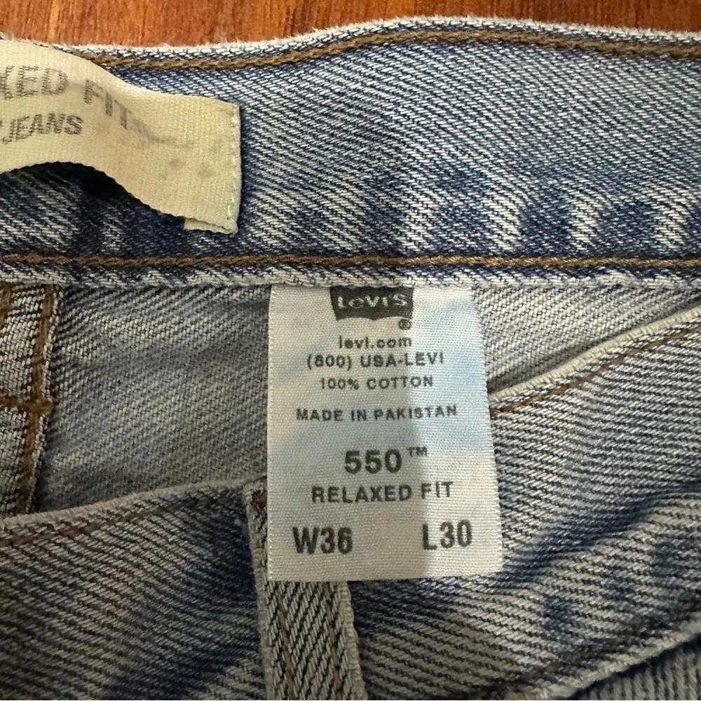 Vintage Levis 550 Relaxed Fit Size 36X30